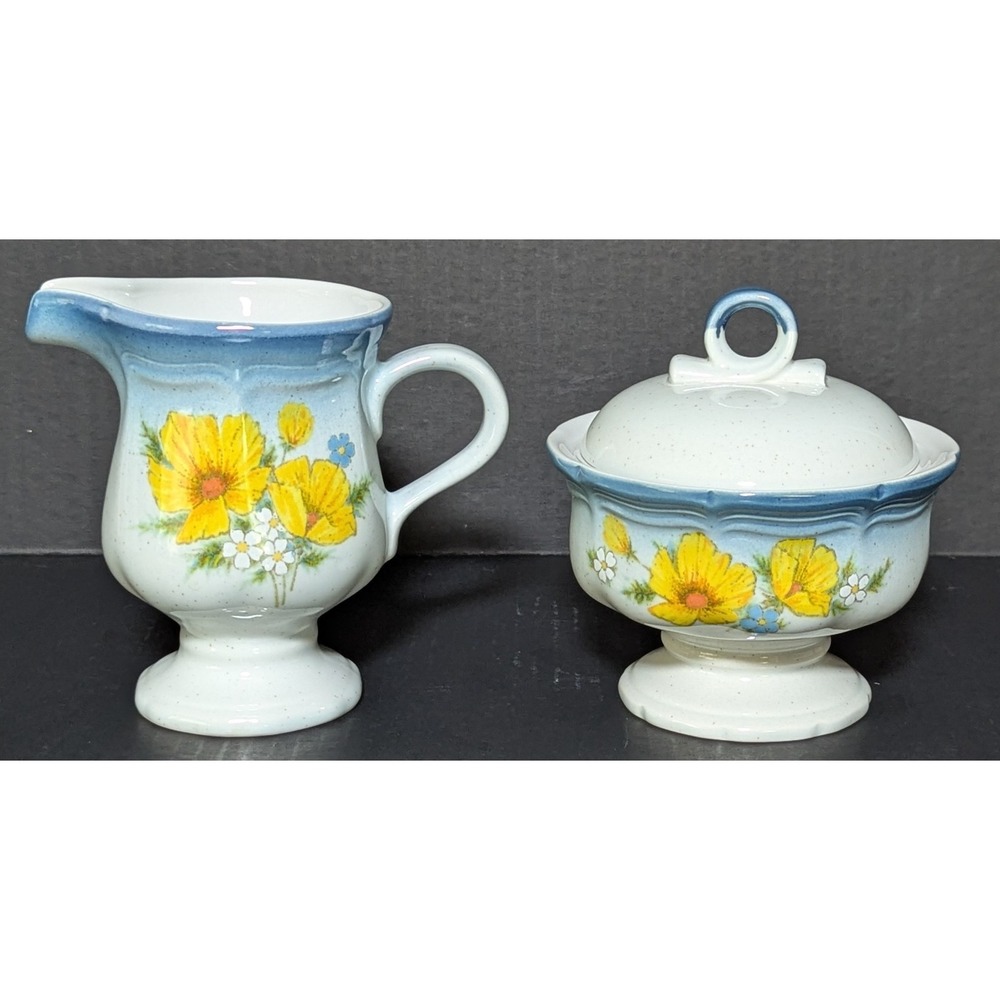 Vintage Mikasa "Amy" Country Club Collection CA503 Creamer & Sugar Bowl With Lid